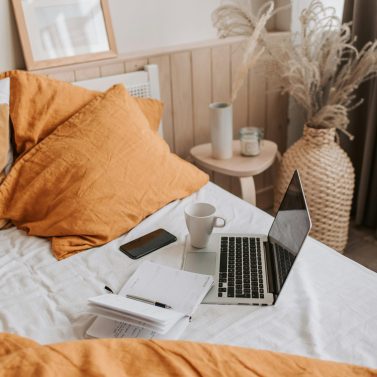 pexels-vlada-karpovich-4050430